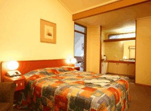 Mitchell Motor Inn - eAccommodation