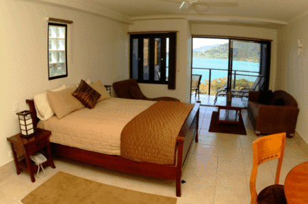 Waterfront Whitsunday Retreat - eAccommodation 5