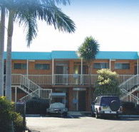 Aquatic Waterfront Motel - eAccommodation