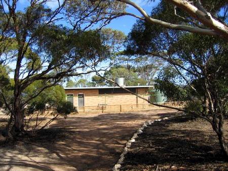 Harbour View Caravan Park - eAccommodation 3