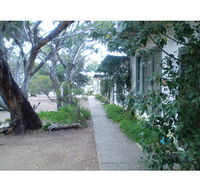 Kangaroo Island Holiday Village - eAccommodation