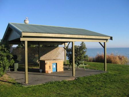 Lake Albert Caravan Park - eAccommodation 3