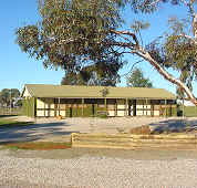 Melrose Holiday Units - eAccommodation
