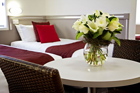 Governor Macquarie Motor Inn - eAccommodation 4
