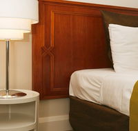 Bentley Suites - eAccommodation