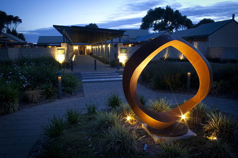 The Louise - eAccommodation 0