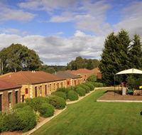 Country Club Tasmania - eAccommodation