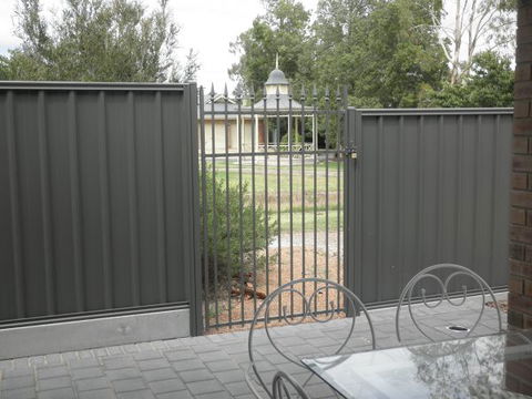 C&C's Bed And Breakfast - eAccommodation 10