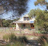 Broken Gum Country Retreat - eAccommodation