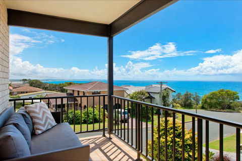 Apricari - eAccommodation 0