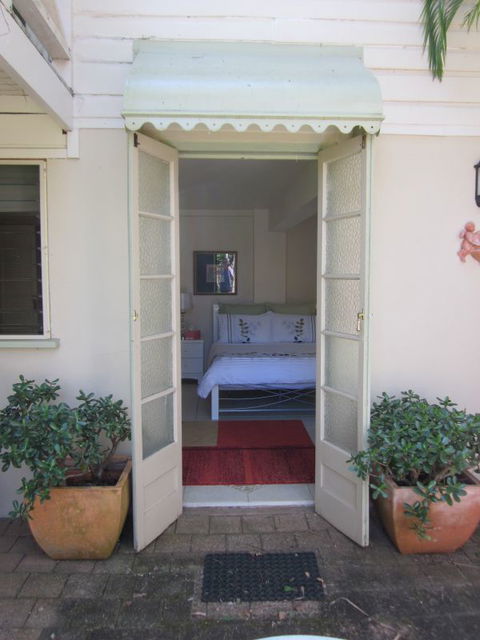 Bangalow Studio Apartment - eAccommodation 3