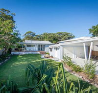 Back Beach Bungalow - eAccommodation