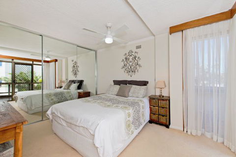 Beauty At The Beach - eAccommodation 6