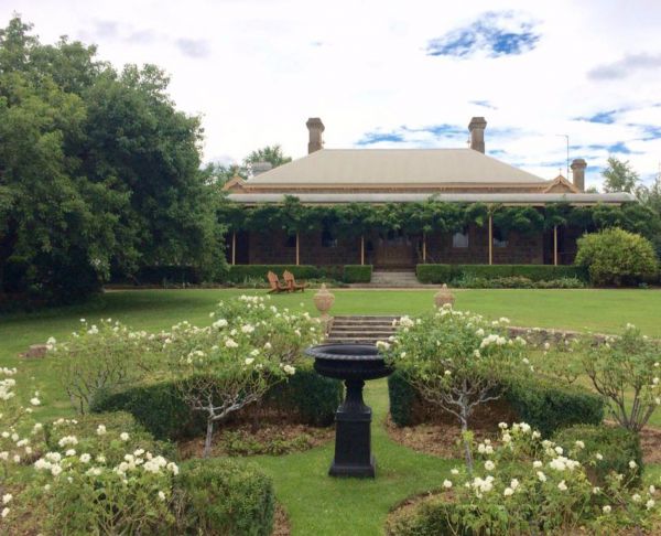 Maimuru NSW eAccommodation