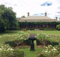 Clifton House and Gardens Farm Stay Accommodation - eAccommodation