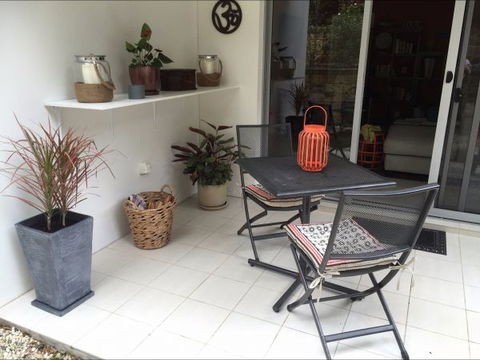Lake View Elizabeth Beach - eAccommodation 6