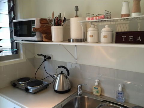Lake View Elizabeth Beach - eAccommodation 7