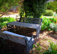 The Pig and Whistle - eAccommodation