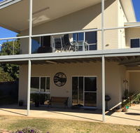 Lyreen's Apartment Bed and Breakfast - eAccommodation
