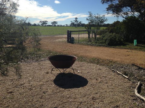 Muntiri Lodge Eco Retreat - eAccommodation 9