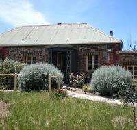 Olive Grove Retreat - eAccommodation