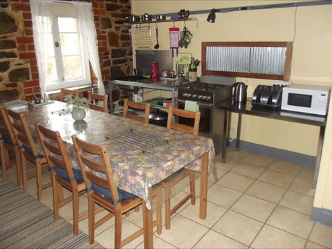 Olive Grove Retreat - eAccommodation 1