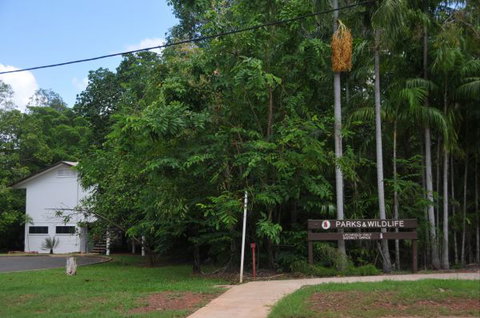 Plaza Hotel - eAccommodation 0