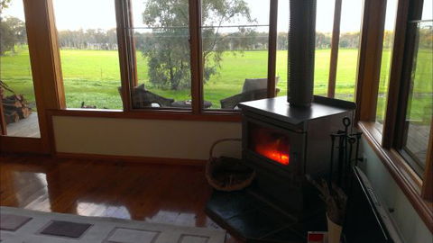 Rotherlea Lodge Farmstay BnB - eAccommodation 2