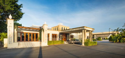 Shangri La Gardens Motel And Function Centre - eAccommodation 1