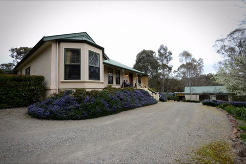 St Helen's Guest Suite - eAccommodation 1