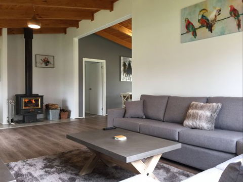 Swagman Homestead At Stockman's Ridge Wines - eAccommodation 1