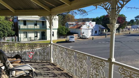 Tallarook Hotel - eAccommodation 0