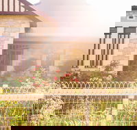 Hamilton House Bed And Breakfast - eAccommodation