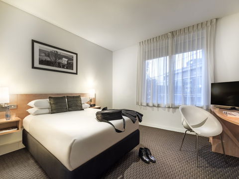 Ibis Melbourne Hotel & Apartments - eAccommodation 1