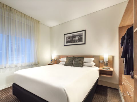 Ibis Melbourne Hotel & Apartments - eAccommodation 5