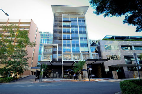 Mantra Terrace Hotel - eAccommodation 0