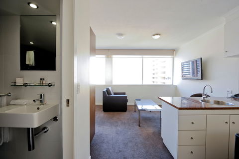 Mantra Terrace Hotel - eAccommodation 2