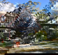 Swan Cove on Raymond Island - eAccommodation