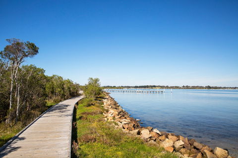 Swan Cove On Raymond Island - eAccommodation 4