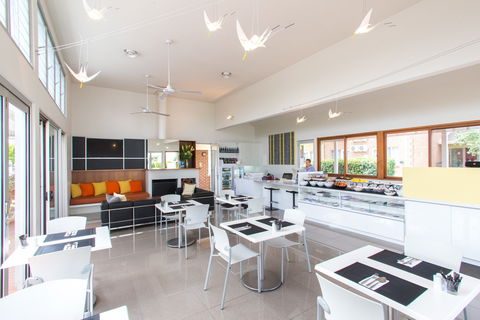 The Horatio Motel And King Suites - eAccommodation 2