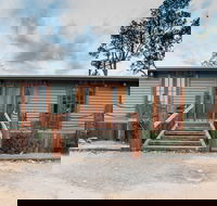 Uniquely Pambula - Pet Friendly Holiday Accomodation