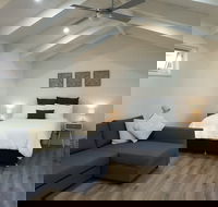 Alkira Garden Studios - eAccommodation