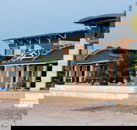 Baird Bay Ocean Eco Apartments