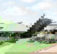 Bangalow Guesthouse - eAccommodation