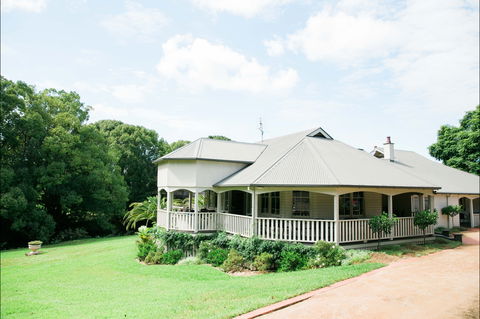 Bangalow Guesthouse - eAccommodation 0