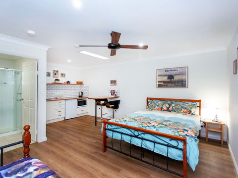 DCs Madra - eAccommodation 1