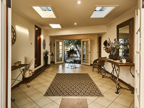 Glenellyn House - Servants Quarters - eAccommodation 2