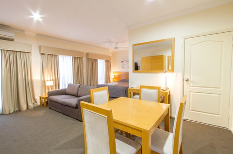Harvest Lodge - eAccommodation 8