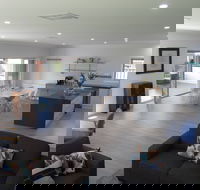 Hillberry House Bed and Breakfast - eAccommodation