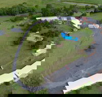 Jacaranda Motor Lodge and Moos Restaurant - eAccommodation